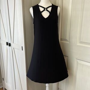 Ava & Grace Elegant Black Midi Dress with Crisscross Neckline Sz S